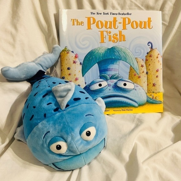 The Pout Pout Fish Hardcover & Plush Stuffed Animal Toy Bundle Bestseller - Picture 1 of 1